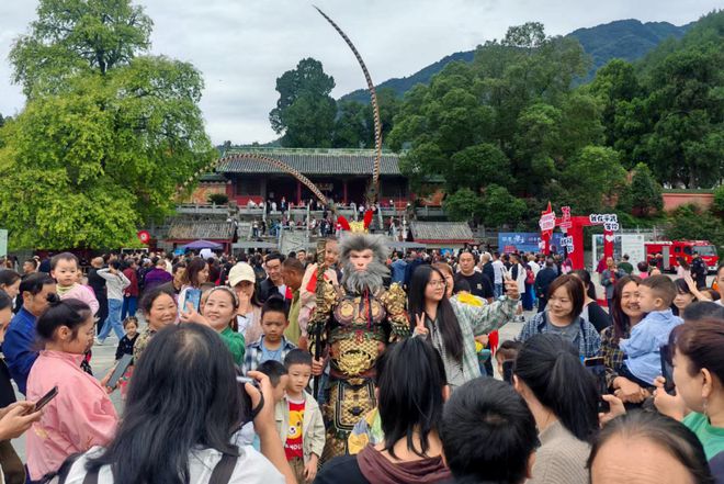 0座“值得去的小城”！绵阳平武为何脱颖而出？pg电子中国春游绵阳 观花乡野 入选国内10(图3)